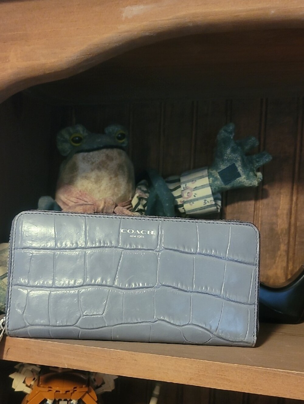 Coach Light Gray Croc-Embossed Zip Wallet - Picture 3 of 7